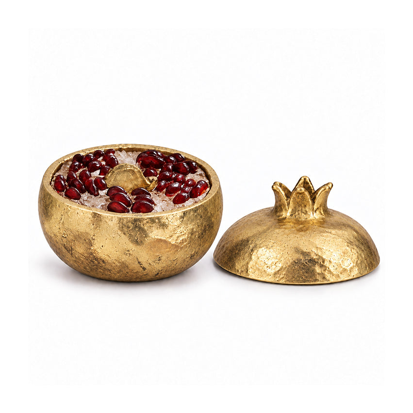 Pomegranate decorative box with garnet and clear quartz visible inside, and its lid beside it.